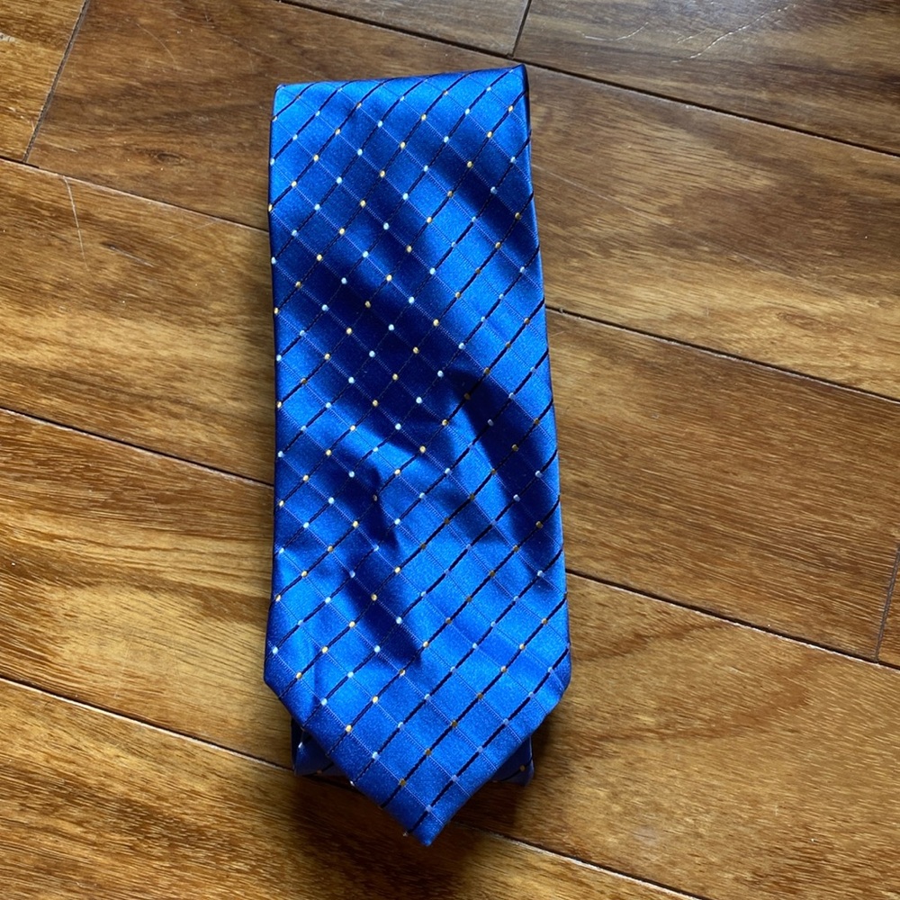 Geoffrey Beene Extra Long Neck Tie